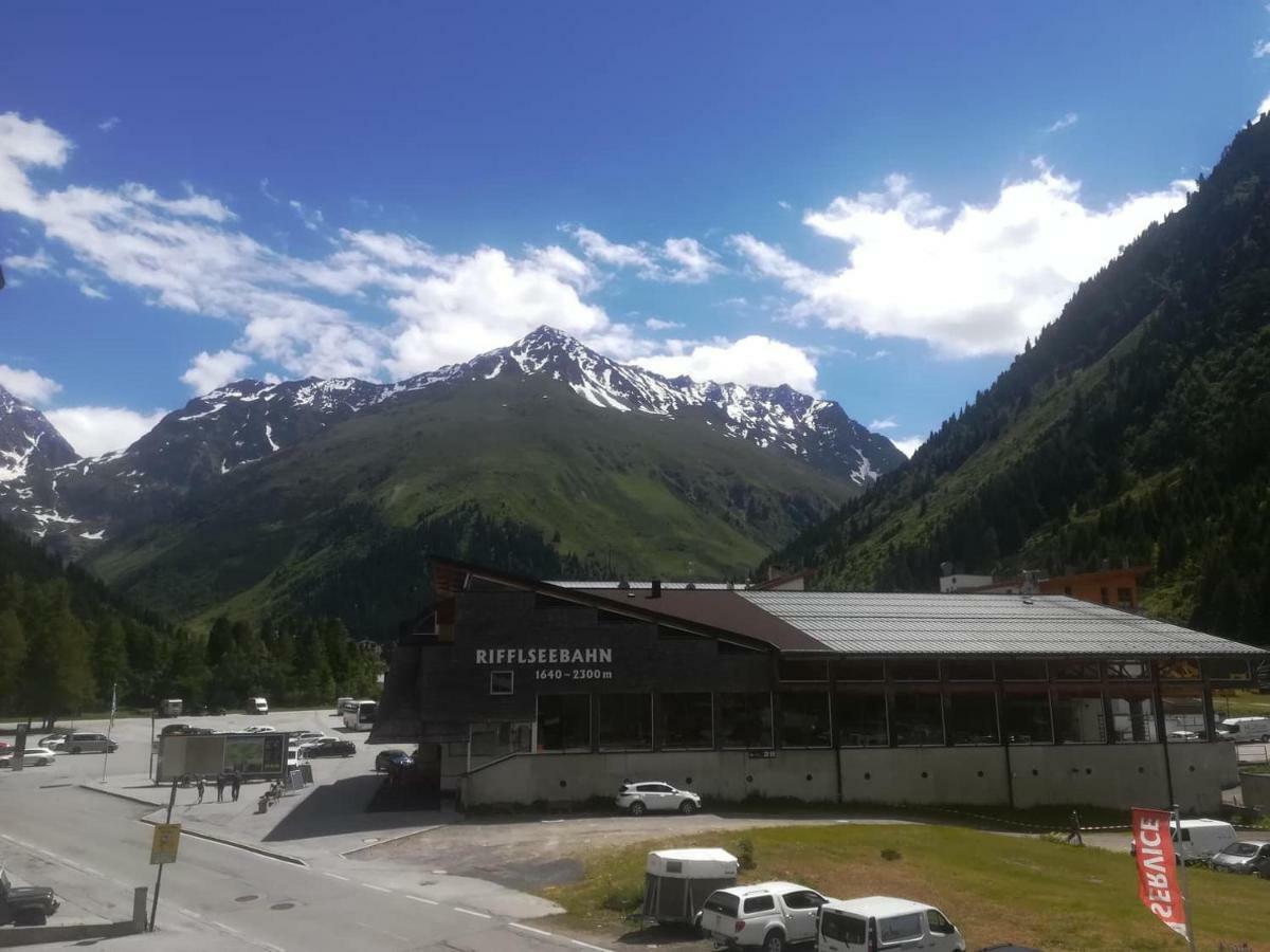 Hotel Haus Pechtl St. Leonhard im Pitztal Exterior foto